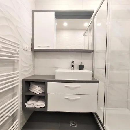 New Papillon Apartment