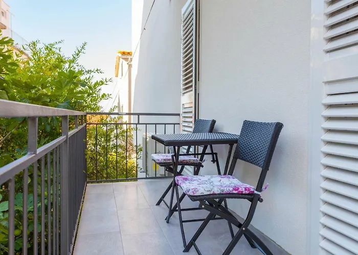 Apartment New Papillon Makarska