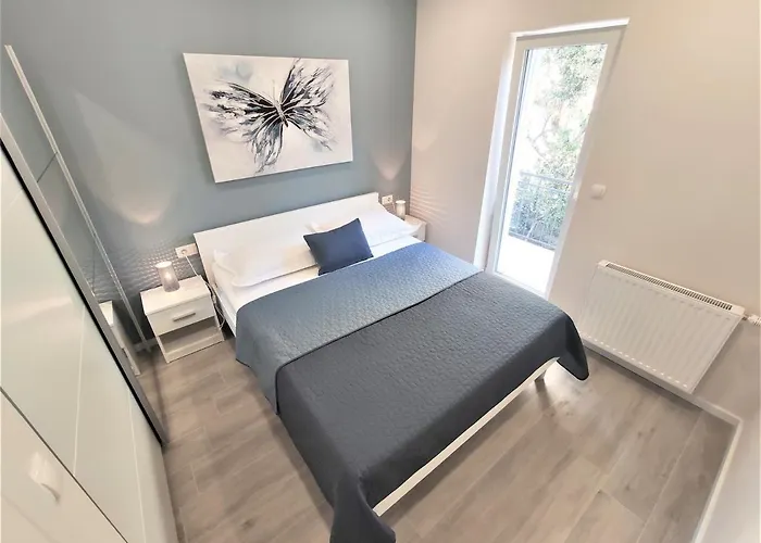 New Papillon Apartment *